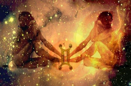 Moon in Gemini: Adaptability, Communication & Duality