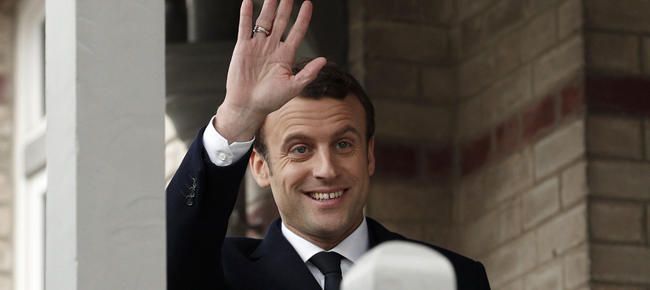 Emmanuel Macron Horoscope: Astrology Birth Chart Analysis